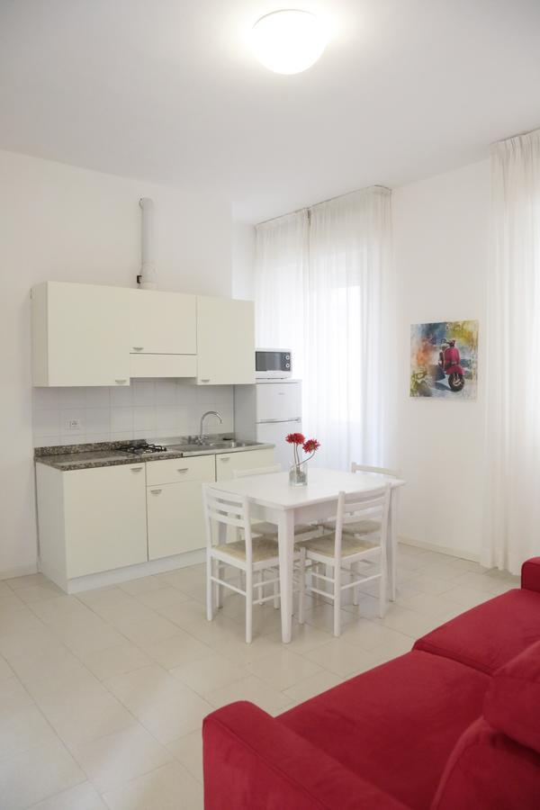 Residence Villa Ofelia ริมินี ภายนอก รูปภาพ