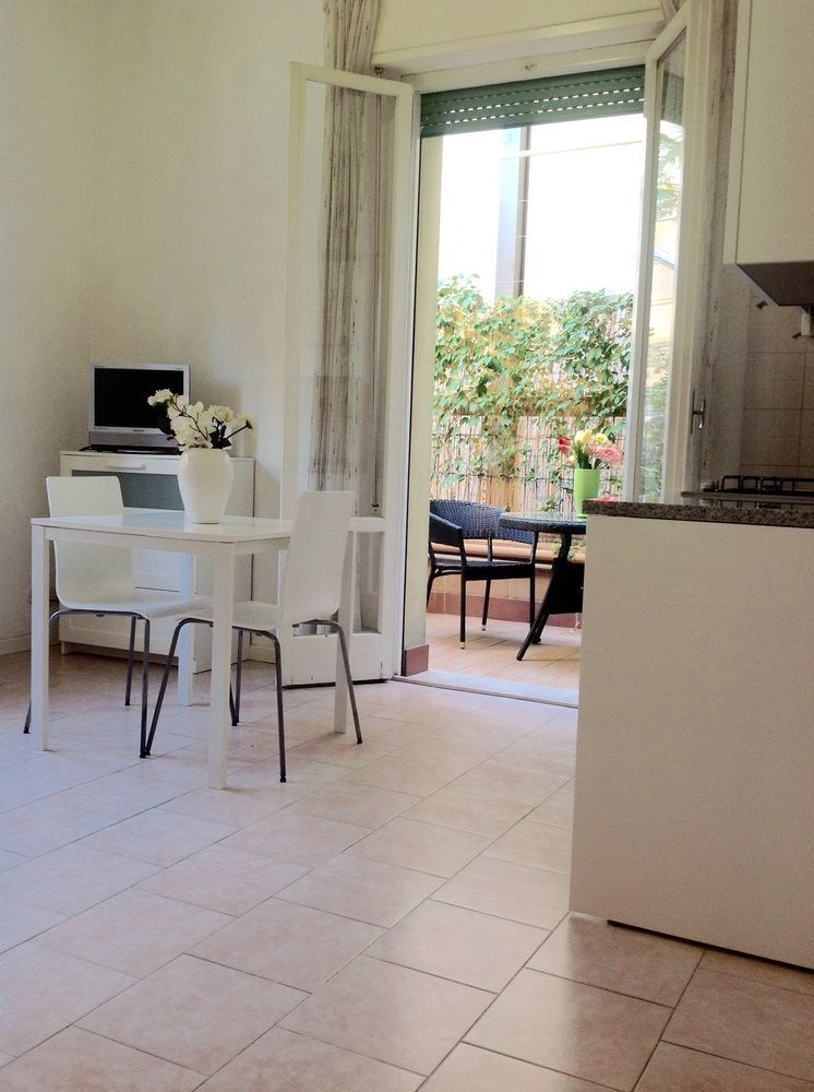 Residence Villa Ofelia ริมินี ภายนอก รูปภาพ